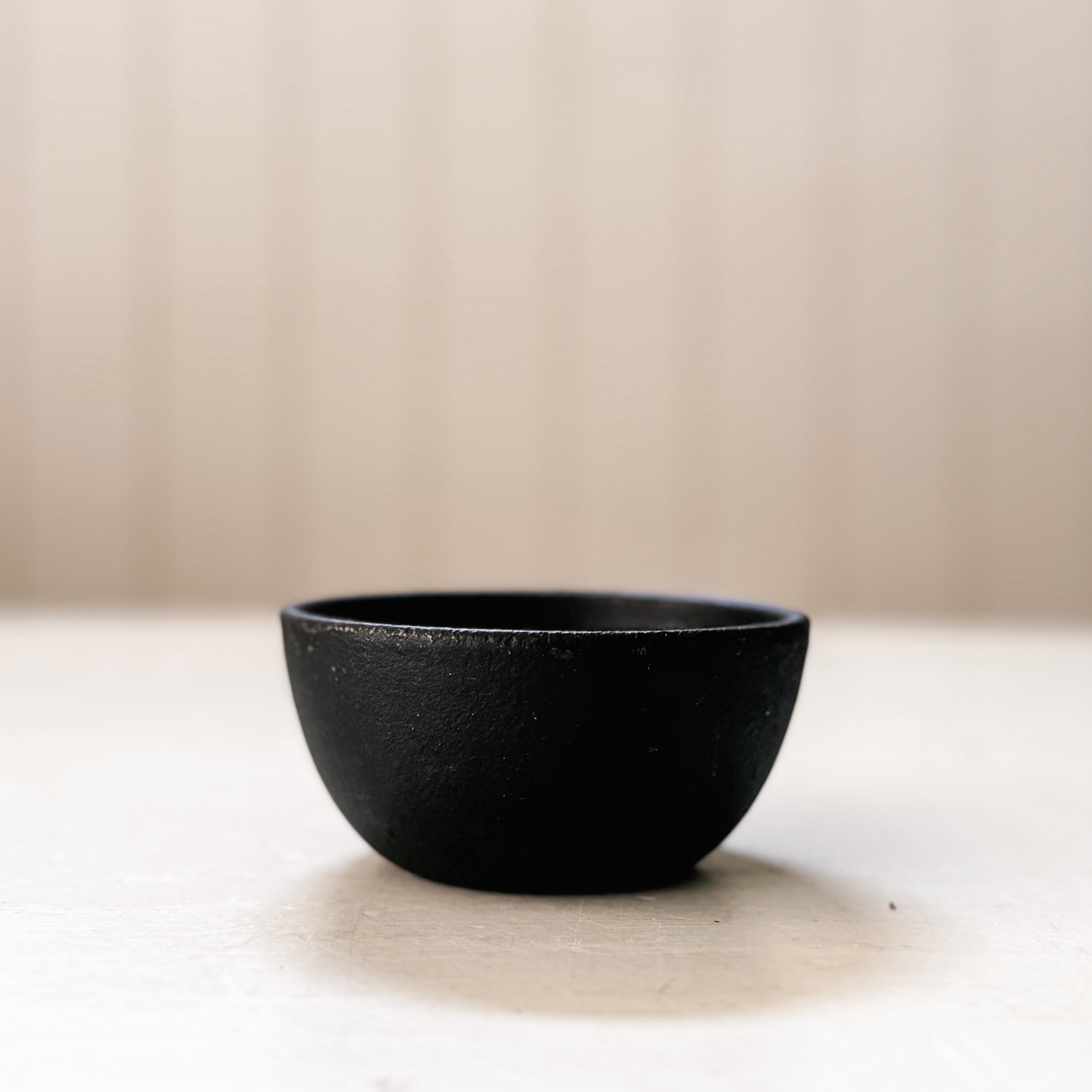 Simple Cast Iron Bowls | Assorted Sizes