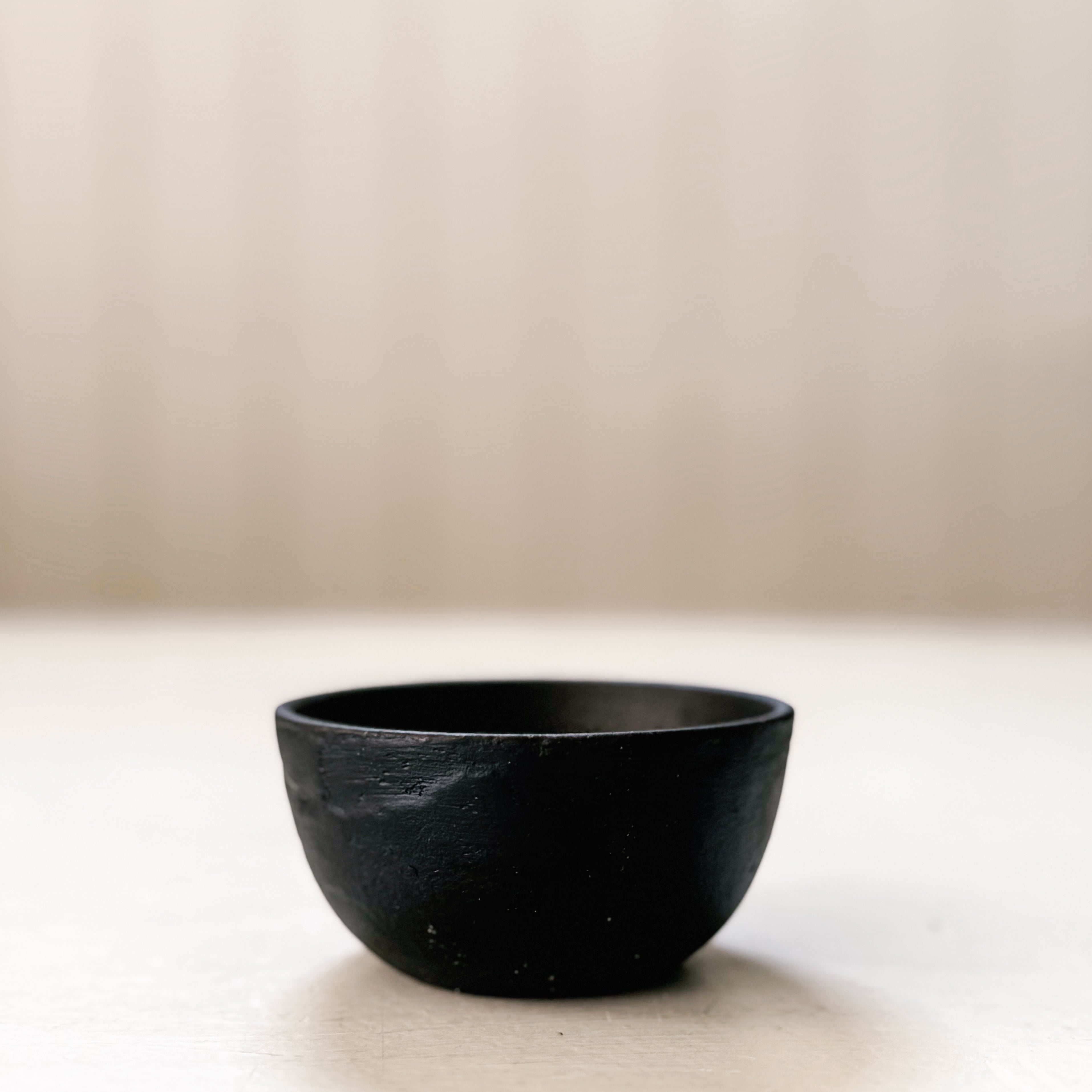 Simple Cast Iron Bowls | Assorted Sizes