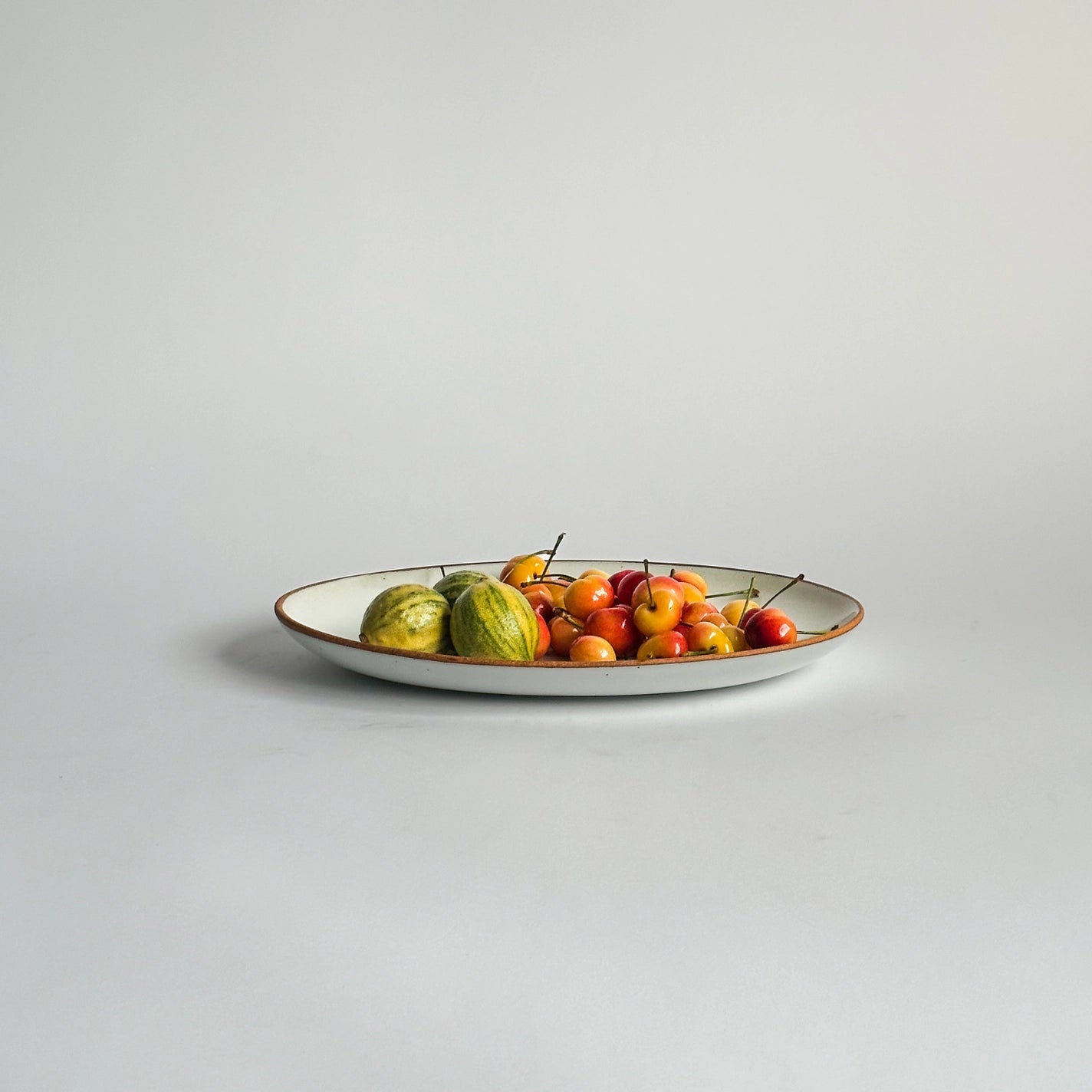 The Hosting Collection | Pacific White