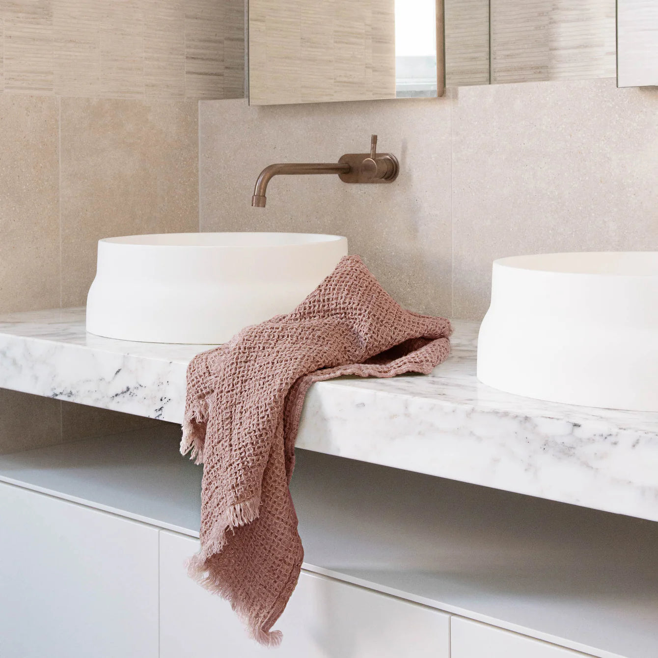 Flocca Linen Hand Towel