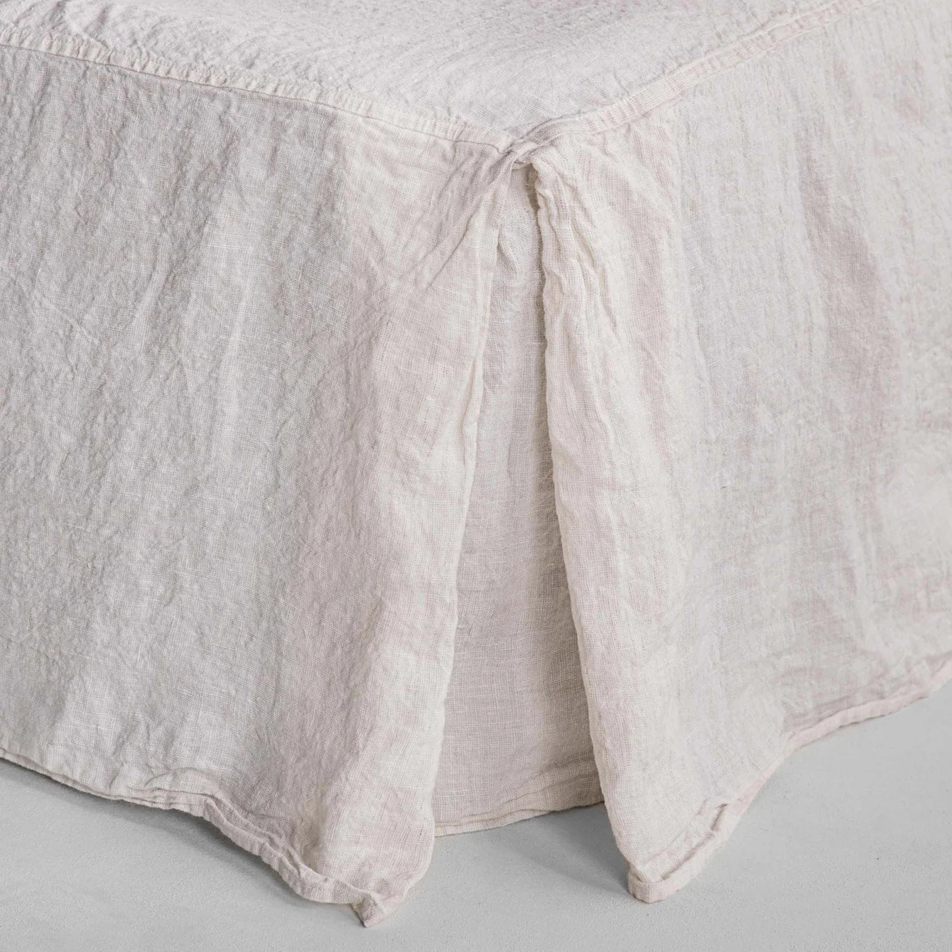 Basix Linen Bedskirt