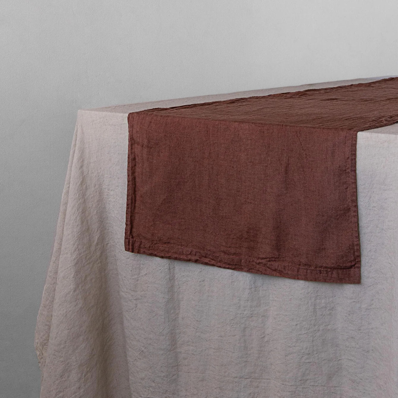 Basix Linen Table Runner