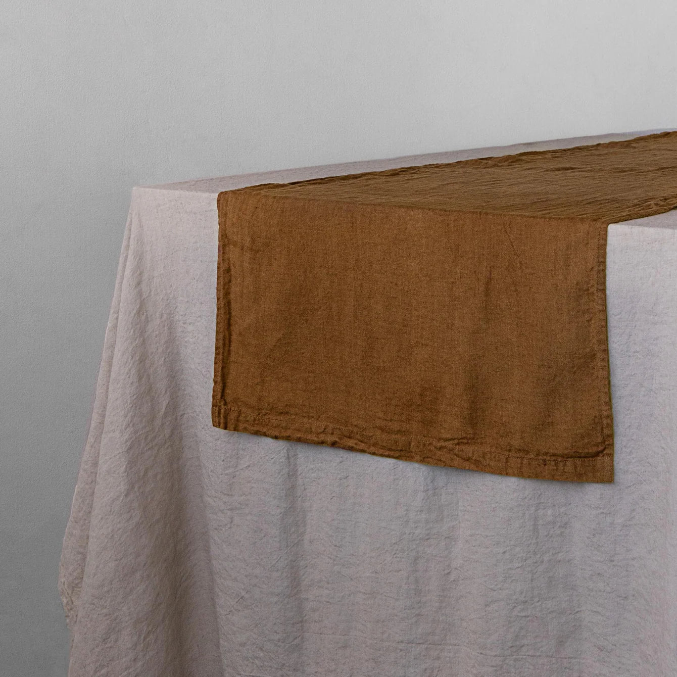 Basix Linen Table Runner