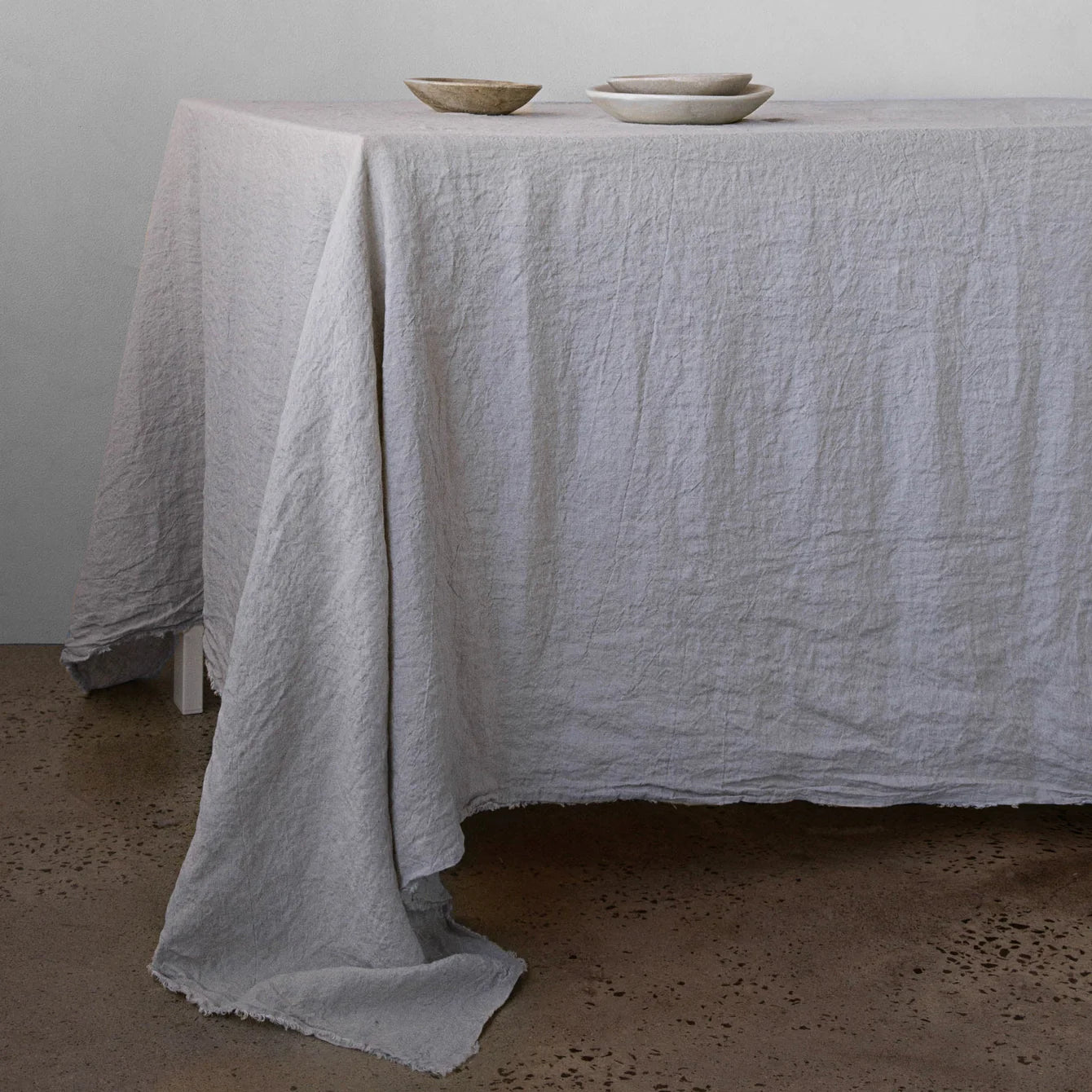 Flocca Linen Tablecloth
