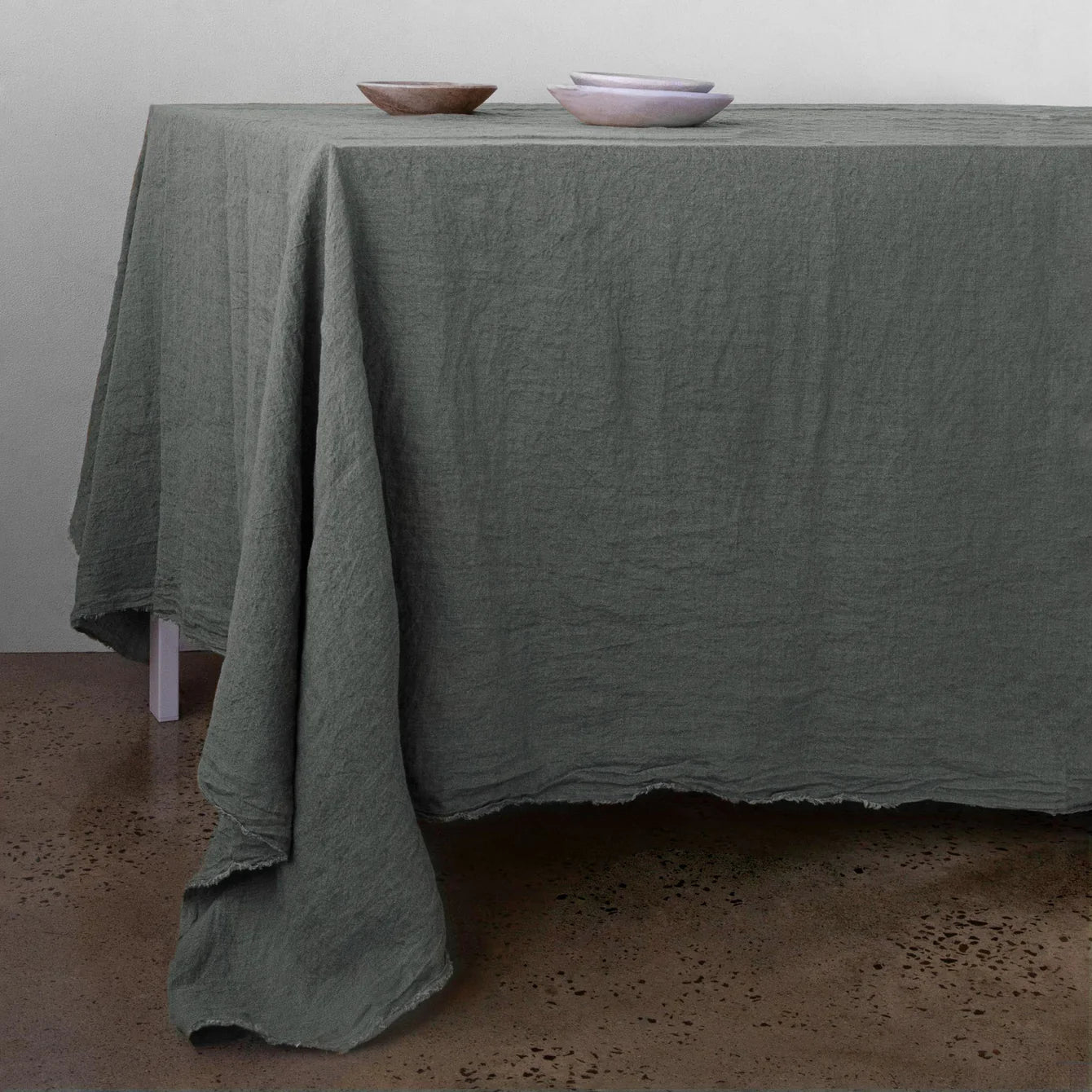 Flocca Linen Tablecloth