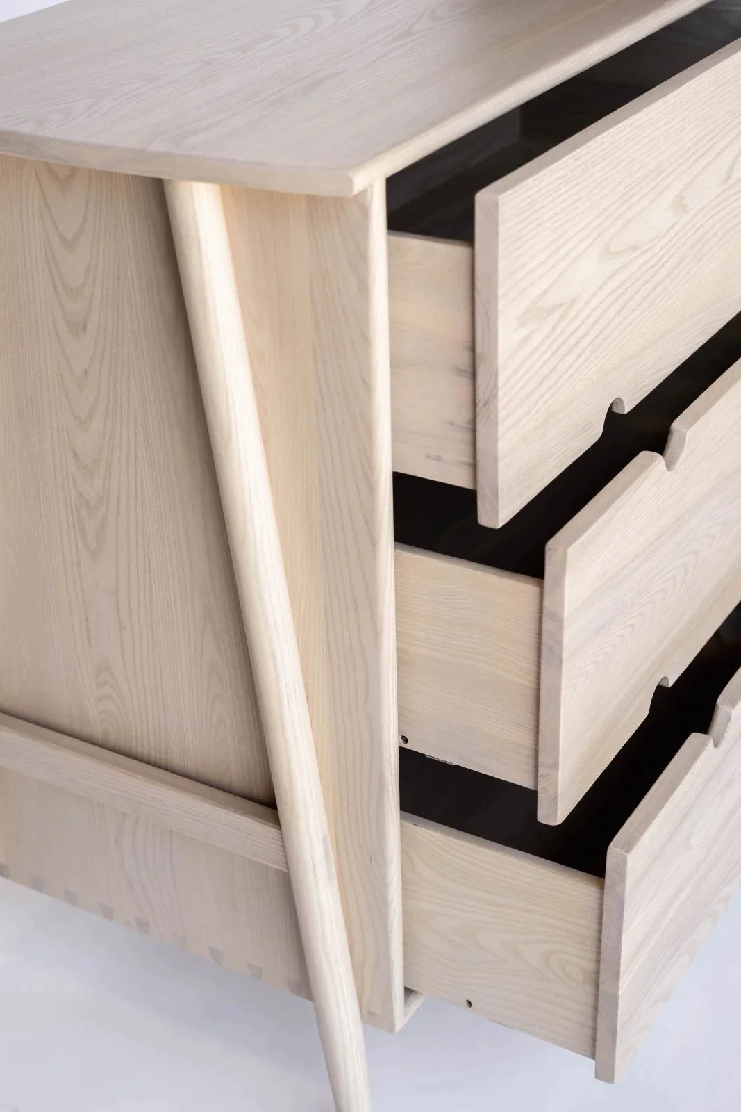 Woodbine Dresser | 6 Drawer