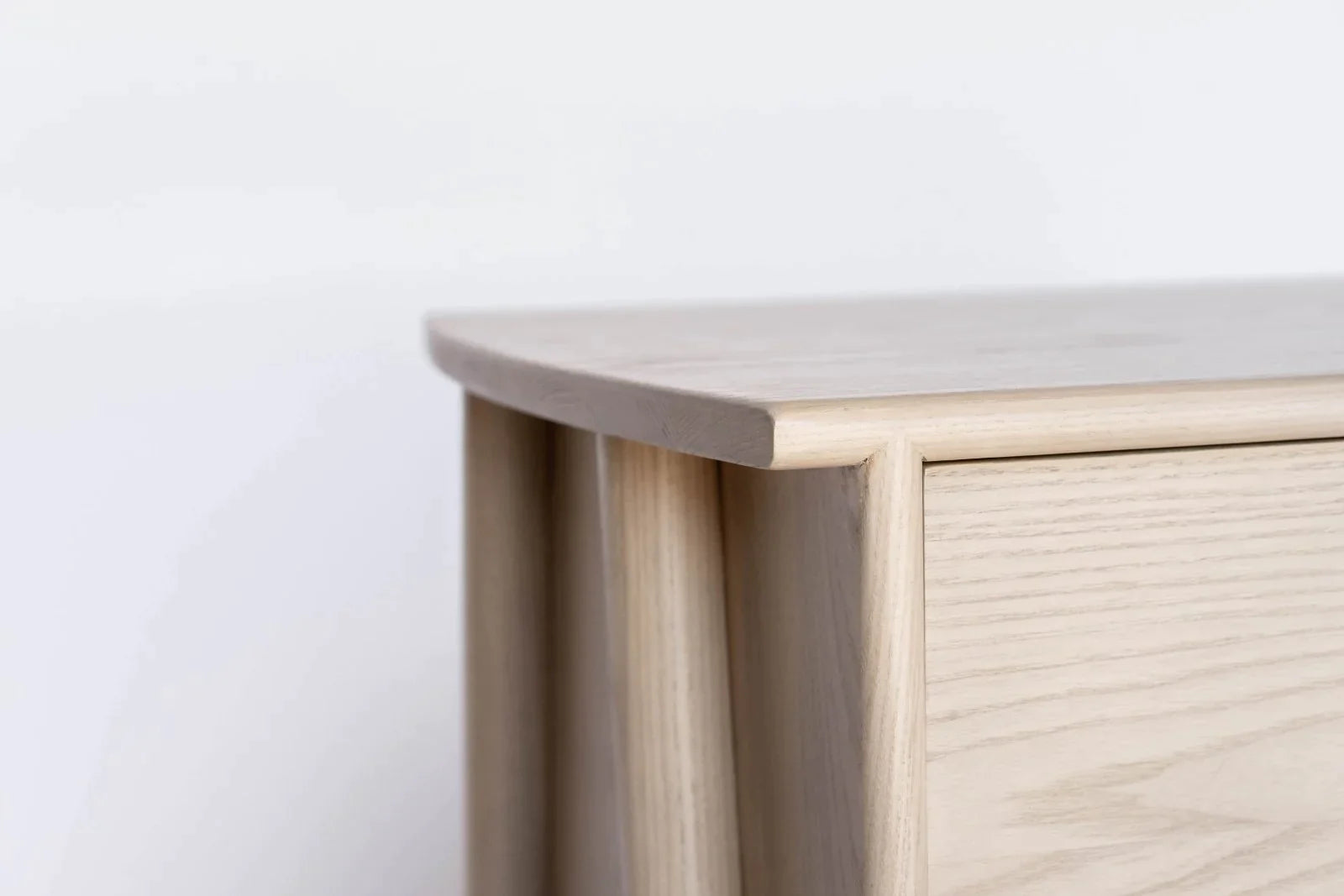 Woodbine Dresser | 6 Drawer